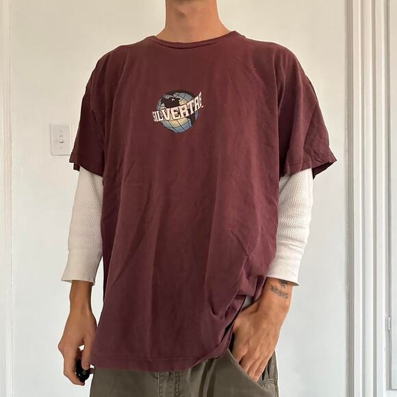 Vintage 90s Faded Graphic Levi’s Silvertab Logo Skate Shirt - Picture 7 of 7